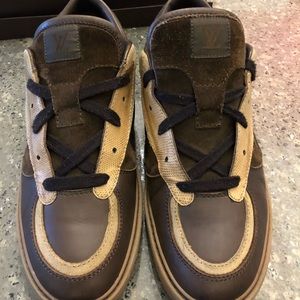 Classic Louis Vuitton Phoenix Sneaker